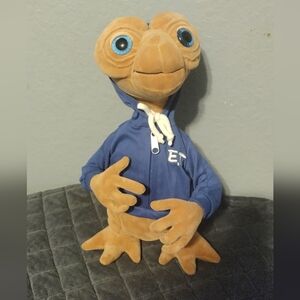 ET Extra Terrestrial 15" Plush